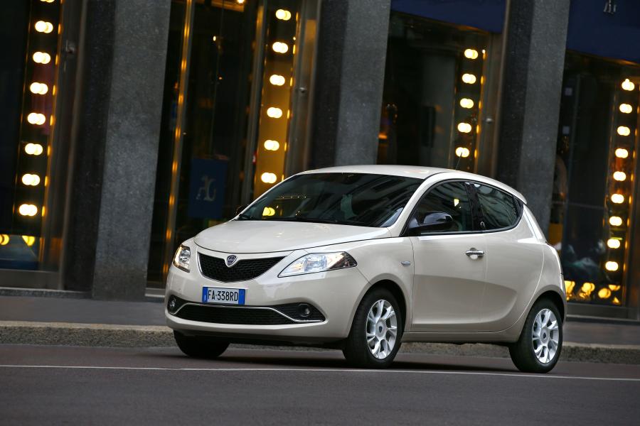  Lancia Ypsilon (846) 2015 года  (фото 4 из 31)
